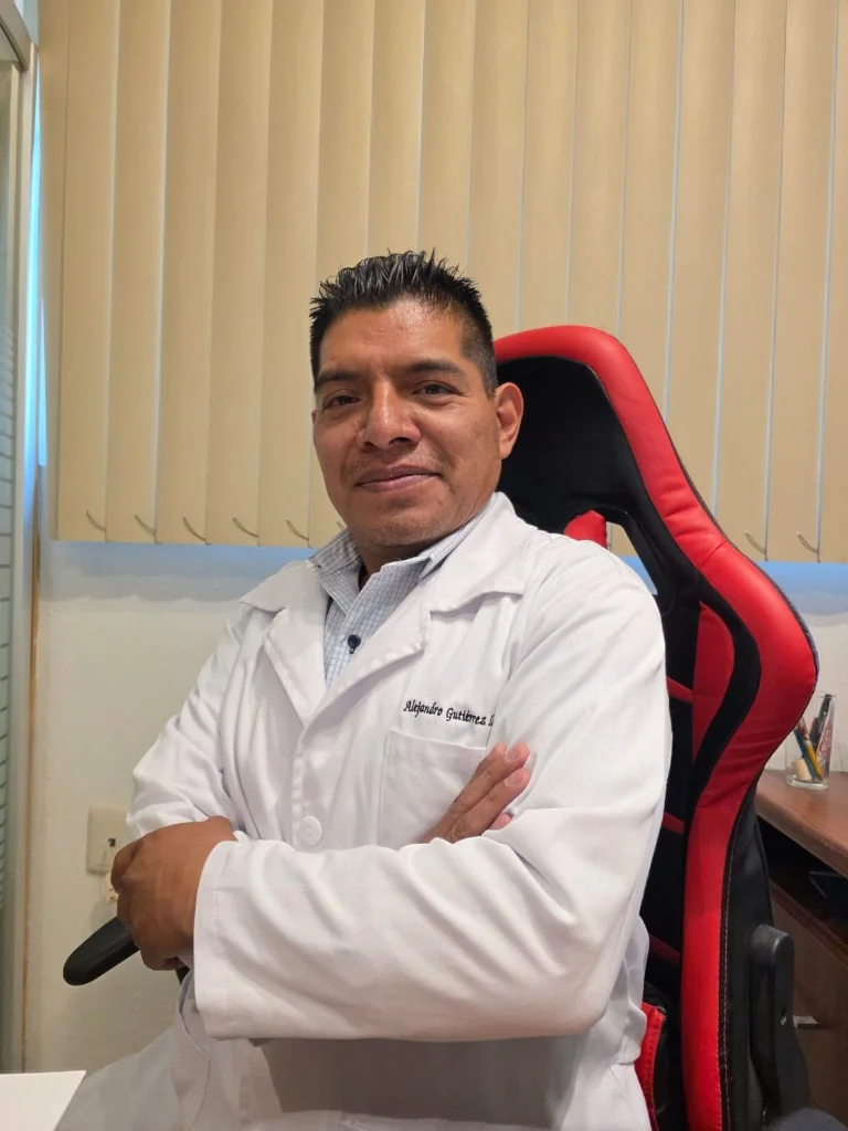 Dr. Alejandro Gutiérrez Lazcano